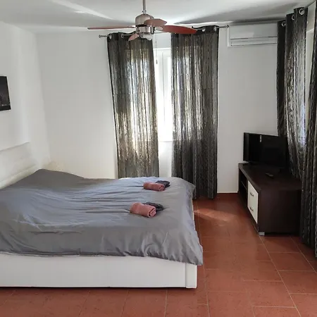Apartmani Duje Apartment Pakoštane