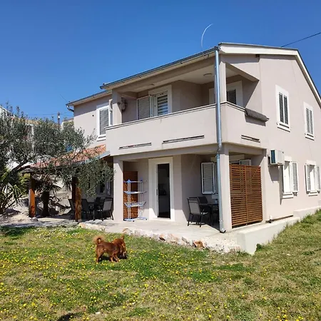 Apartmani Duje Apartment Pakoštane